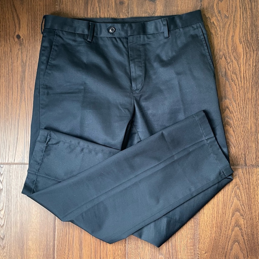 Men’s Jos. A. Bank dress pants, size 32x30
